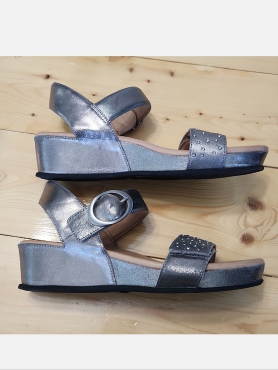 Brioso Shoes - Brioso Huntley Sandals Comfort Metallic Covered Wedge in Pewter Size 9.5